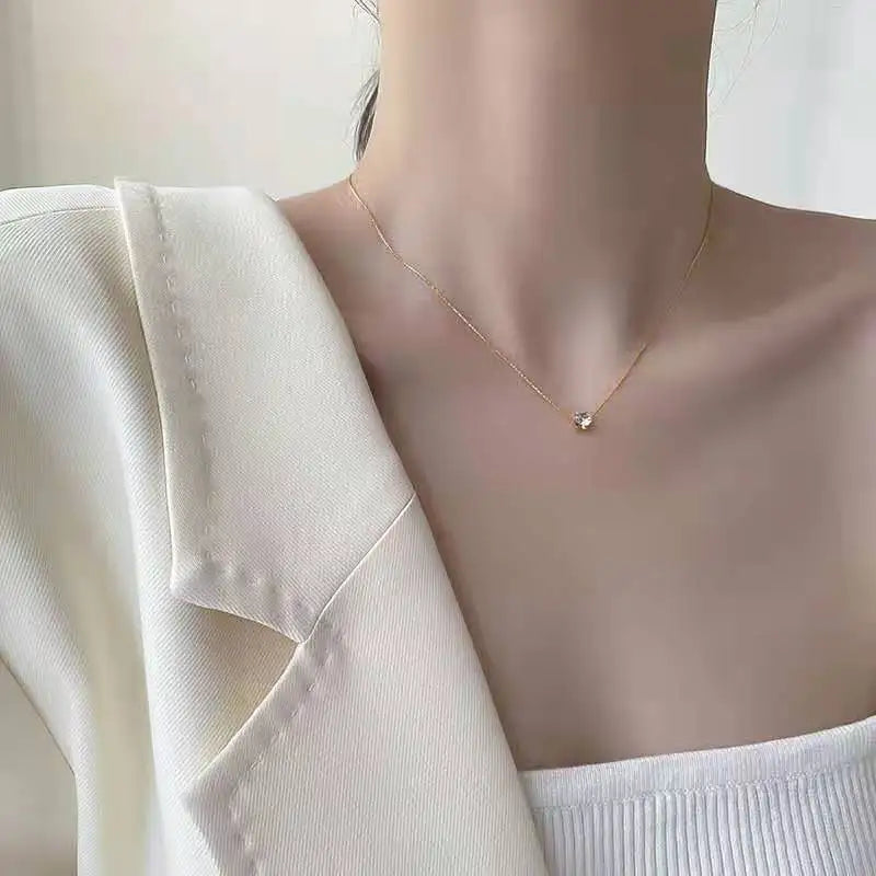 Minimalist Women's Necklace with Crystal Zirconia