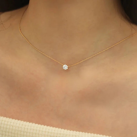 Minimalist Women's Necklace with Round Zirconia