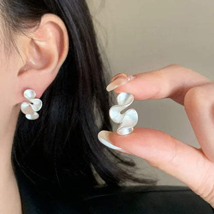 Twisted Flower Earring
